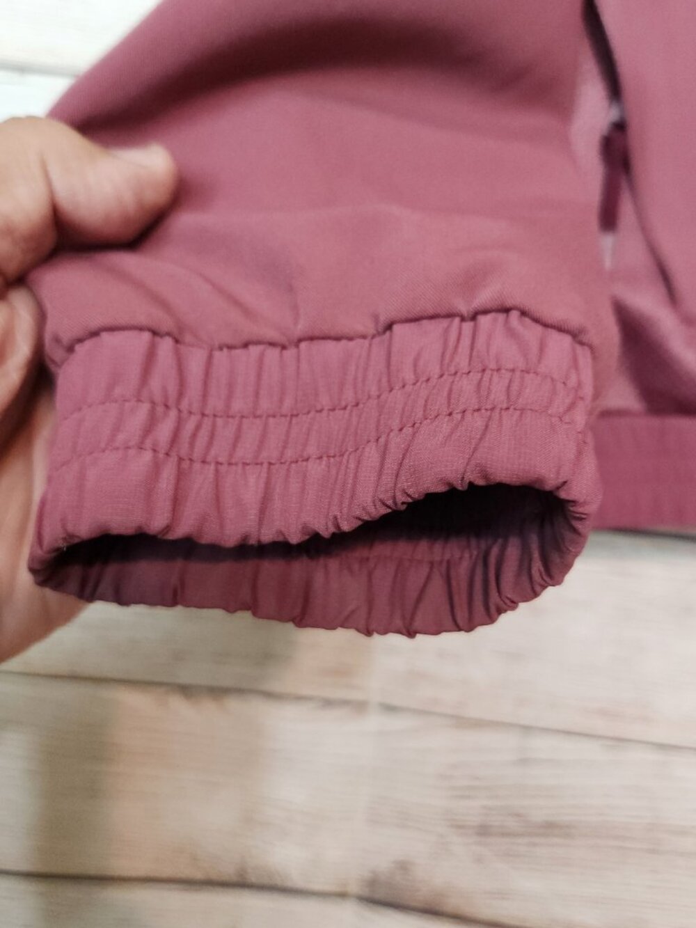 FIGS Women’s Purple Sydney Performance Scrub Jacket Size L Technical Collection - Picture 6 of 16